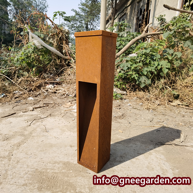 Outdoor Pedestal Corten Steel Street Bollard Lights Commercial Bollard Lights