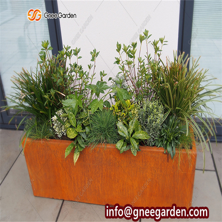 Chinese Corten Flower Outdoor Flower Vase Flower Pots & Planters