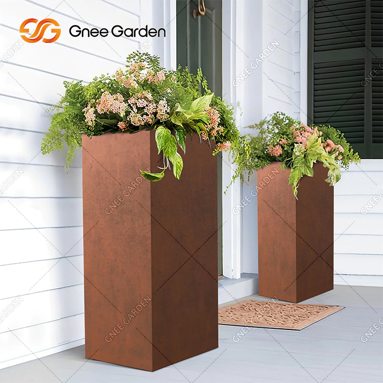 Weather Resistant Corten Flowerpot