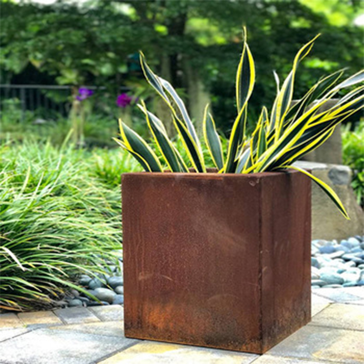 Weathered Metal Indoor Flower Pots